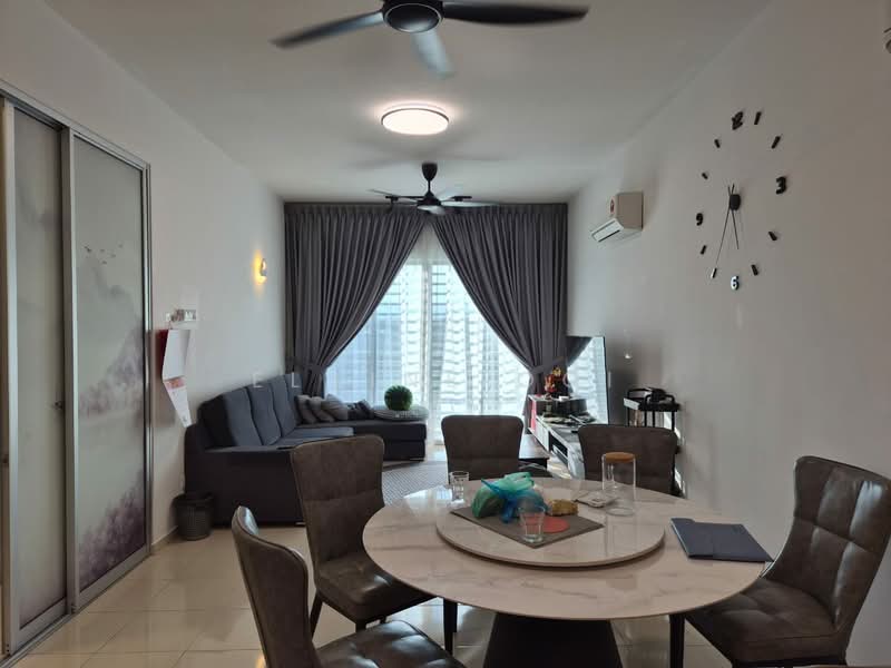 Pangsapuri untuk Dijual di Tanjung Permai De Centro - Elaine Ooi - Living Room - PropertyGuru.com.my