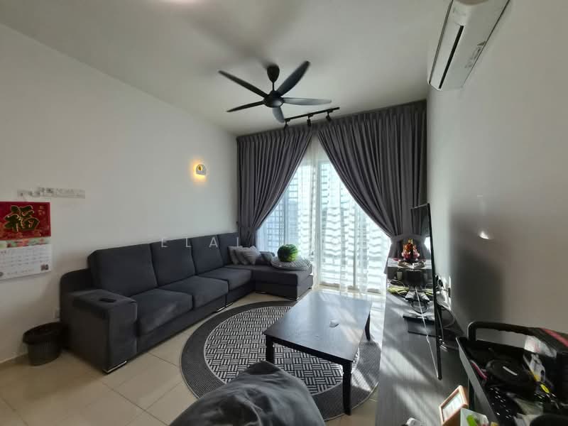 Pangsapuri untuk Dijual di Tanjung Permai De Centro - Elaine Ooi - Living Room - PropertyGuru.com.my