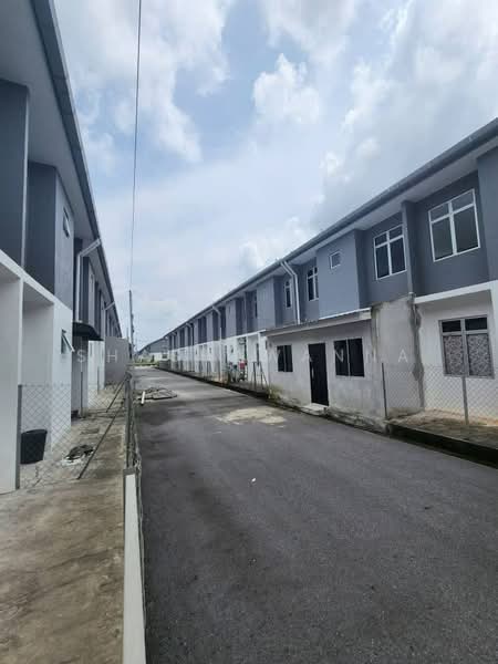 Terraced House for Sale in Kota Tinggi (Johor) - Shashawanna . - Exterior - PropertyGuru.com.my