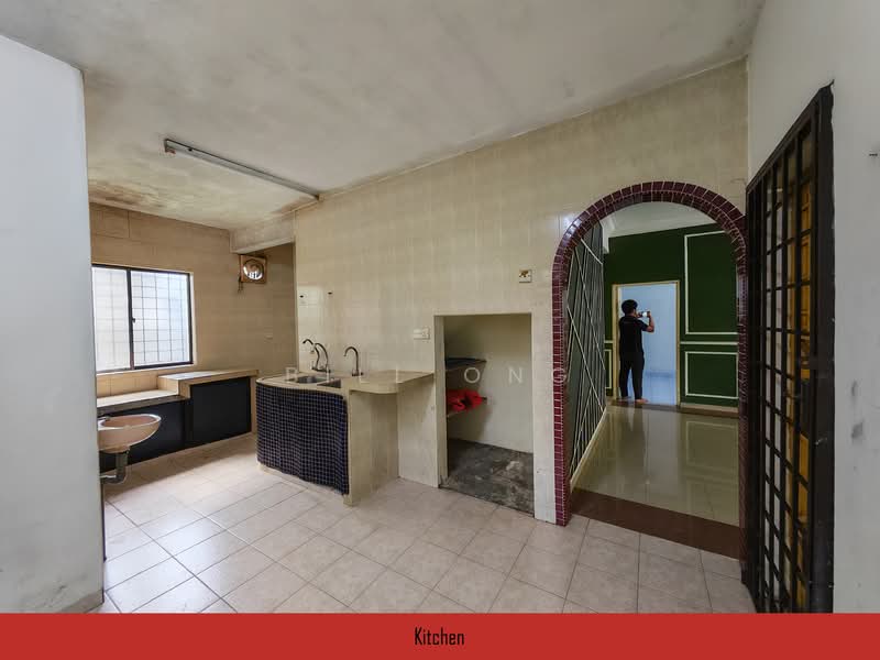 1-storey Terraced House for Sale in Kulai (Johor) - Bill Ong - Kitchen - PropertyGuru.com.my