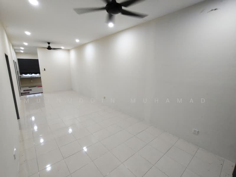 1-storey Terraced House for Rent in Sitiawan (Perak) - Muinuddin Muhamad - Living Room - PropertyGuru.com.my