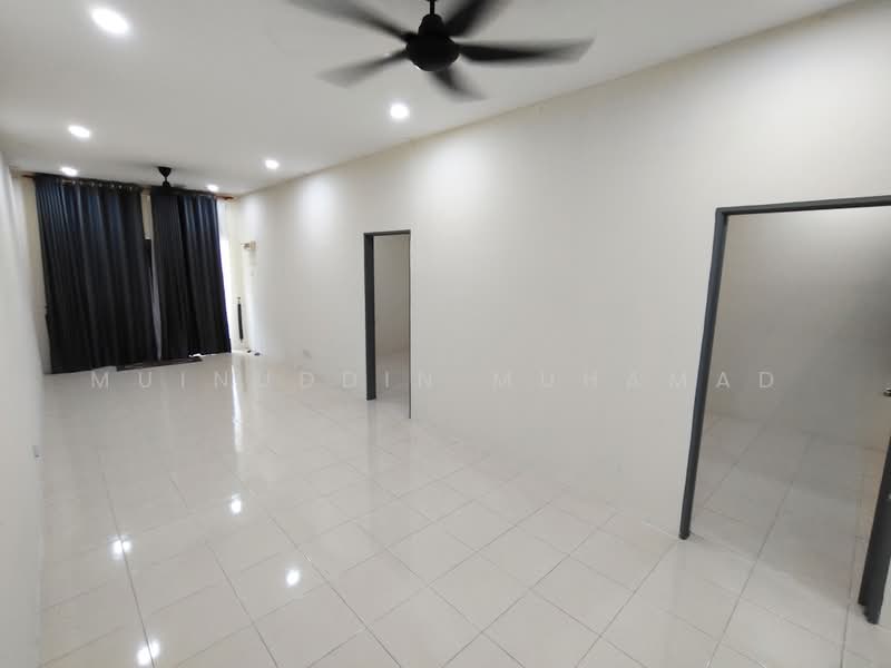 1-storey Terraced House for Rent in Sitiawan (Perak) - Muinuddin Muhamad - Living Room - PropertyGuru.com.my