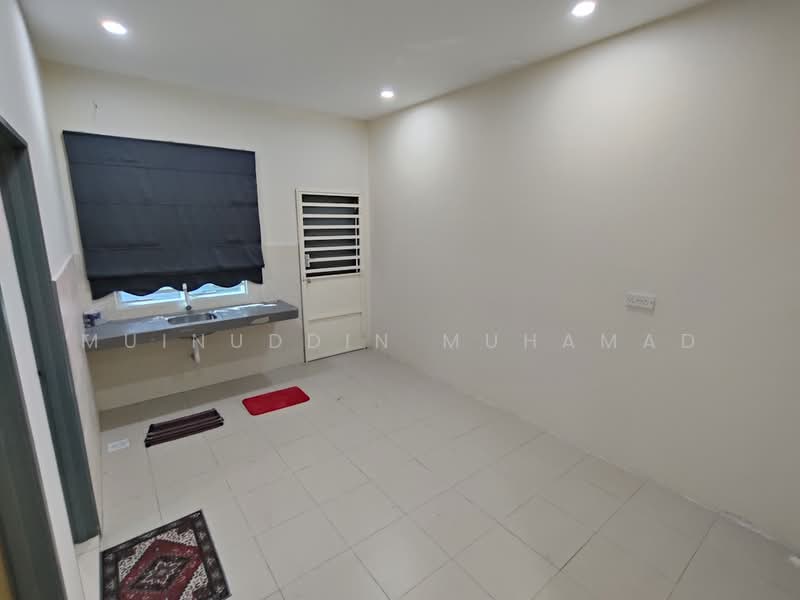 1-storey Terraced House for Rent in Sitiawan (Perak) - Muinuddin Muhamad - Kitchen - PropertyGuru.com.my