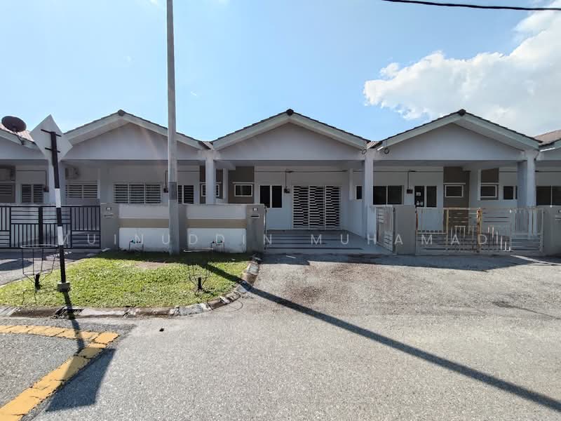 1-storey Terraced House for Rent in Sitiawan (Perak) - Muinuddin Muhamad - Exterior - PropertyGuru.com.my