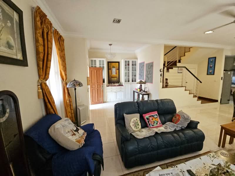 Rumah Berkembar untuk Dijual di Setia Damai (Setia Alam) - Justin Lee - Living Room - PropertyGuru.com.my
