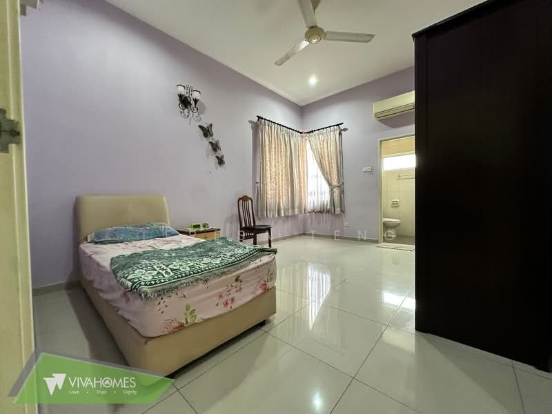 Semi-Detached House for Sale in Ambang Botanic (Klang) - Teresa Teng - Bedroom - PropertyGuru.com.my