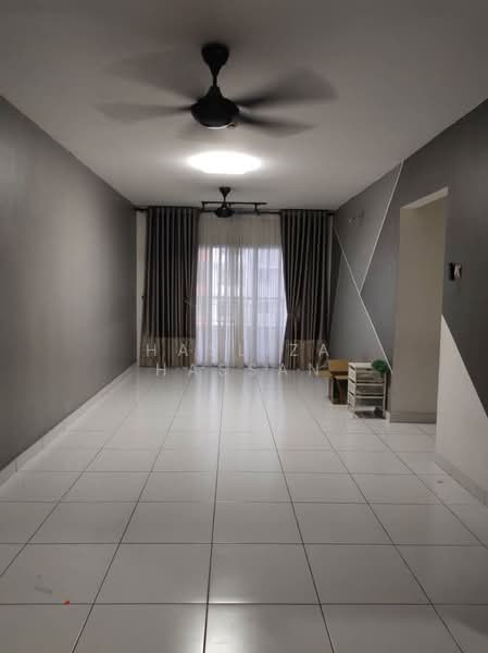 Apartment for Sale at Gapura Bayu - Hasliza Hassan - Living Room - PropertyGuru.com.my