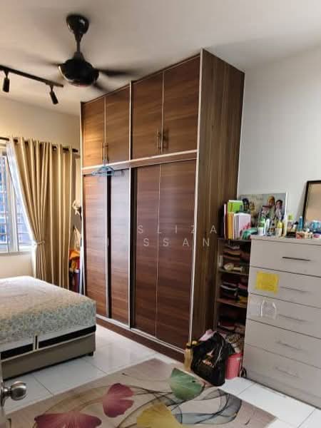 Apartment for Sale at Gapura Bayu - Hasliza Hassan - Bedroom - PropertyGuru.com.my