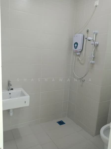 2-storey Terraced House for Rent in Bandar Seri Impian (Kluang) - Shashawanna . - Bathroom - PropertyGuru.com.my