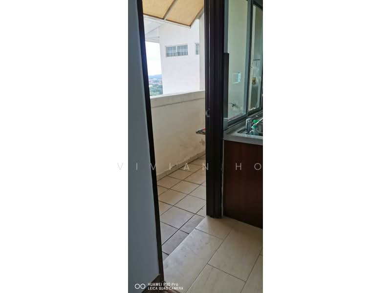 Pangsapuri untuk Dijual di Lake View Suites - Vivian Ho - PropertyGuru.com.my