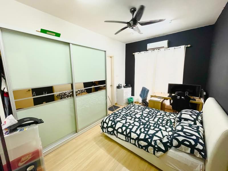 Rumah Teres 2 Tingkat untuk Dijual di Denai Alam (Shah Alam) - Ahmad Fikri Amer Hamzah - Bedroom - PropertyGuru.com.my
