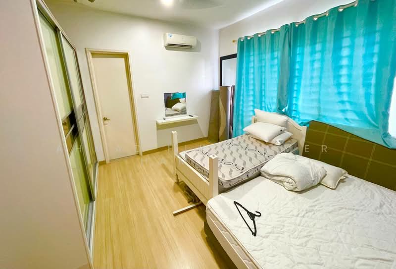 Rumah Teres 2 Tingkat untuk Dijual di Denai Alam (Shah Alam) - Ahmad Fikri Amer Hamzah - Bedroom - PropertyGuru.com.my