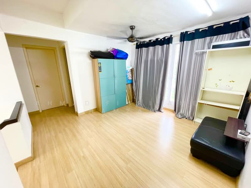 Rumah Teres 2 Tingkat untuk Dijual di Denai Alam (Shah Alam) - Ahmad Fikri Amer Hamzah - Living Room - PropertyGuru.com.my