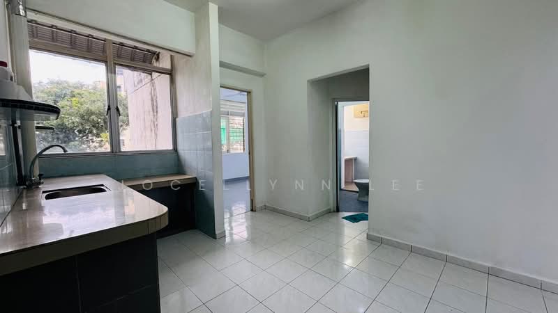 Flat for Sale at Lucky Garden - Jocellynn Lee - PropertyGuru.com.my