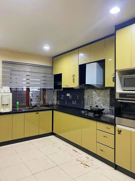 2-storey Terraced House for Sale in Taman Kundang Jaya (Rawang) - Nazrin Hakimin - Kitchen - PropertyGuru.com.my