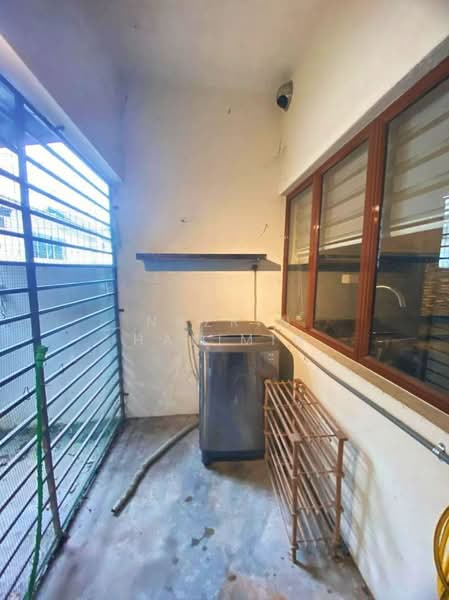 2-storey Terraced House for Sale in Taman Kundang Jaya (Rawang) - Nazrin Hakimin - Balcony - PropertyGuru.com.my