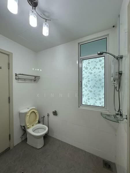 Kondominium untuk Disewa di BayStar Condominium - Xinnee . - Bathroom - PropertyGuru.com.my