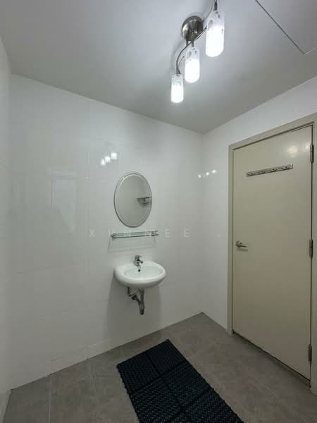 Kondominium untuk Disewa di BayStar Condominium - Xinnee . - Bathroom - PropertyGuru.com.my