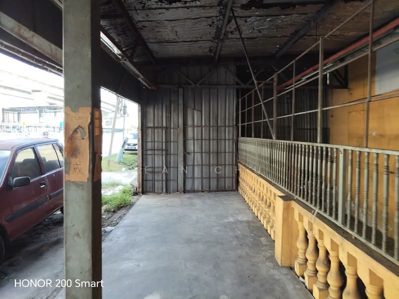 Shop for Rent in Seri Kembangan (Selangor) - Sean Chu - Exterior - PropertyGuru.com.my