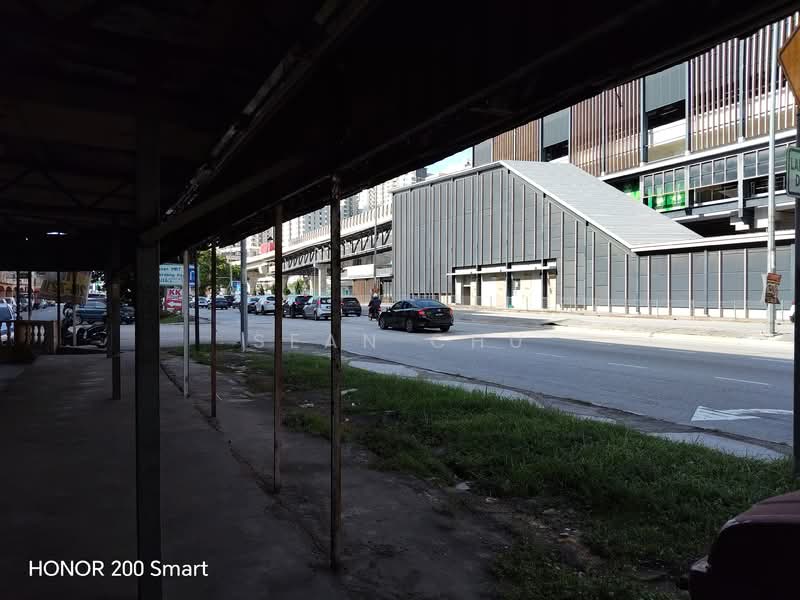 Shop for Rent in Seri Kembangan (Selangor) - Sean Chu - Exterior - PropertyGuru.com.my