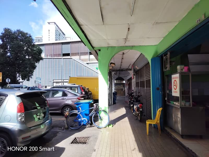 Shop for Rent in Seri Kembangan (Selangor) - Sean Chu - Exterior - PropertyGuru.com.my