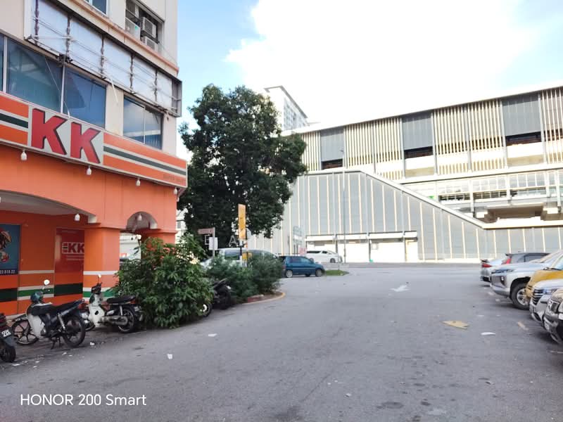 Shop for Rent in Seri Kembangan (Selangor) - Sean Chu - Exterior - PropertyGuru.com.my