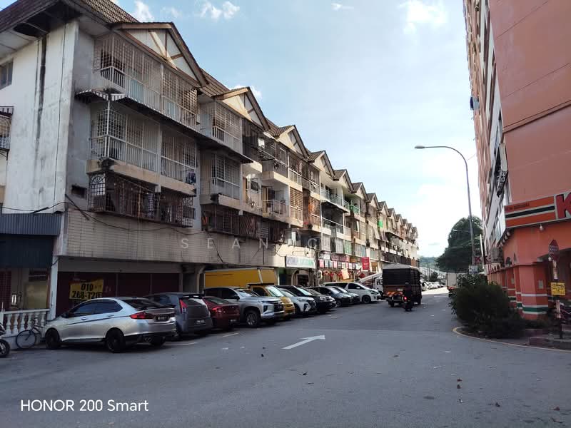 Shop for Rent in Seri Kembangan (Selangor) - Sean Chu - Exterior - PropertyGuru.com.my