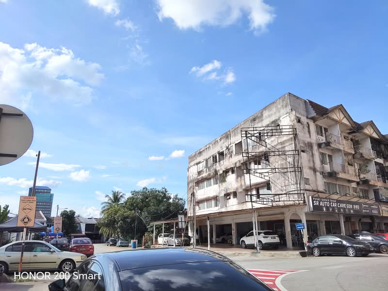 Shop for Rent in Seri Kembangan (Selangor) - Sean Chu - Exterior - PropertyGuru.com.my