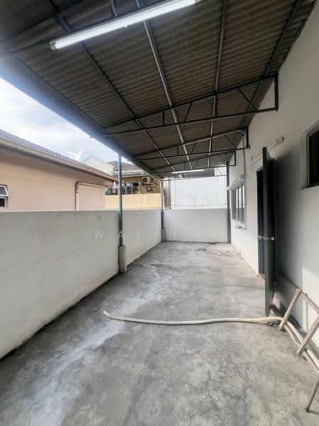 Rumah Berkembar untuk Dijual di Taman Puncak Jalil (Seri Kembangan) - Wai Hoe - Exterior - PropertyGuru.com.my
