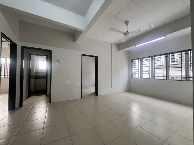 Rumah Berkembar untuk Dijual di Taman Puncak Jalil (Seri Kembangan) - Wai Hoe - Interior - PropertyGuru.com.my