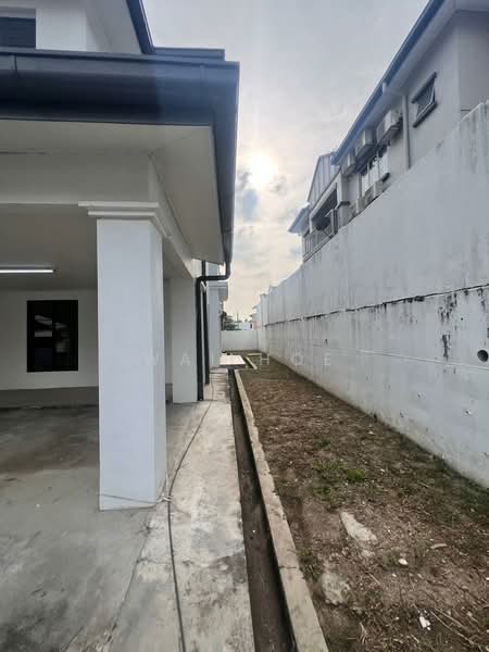 Rumah Berkembar untuk Dijual di Taman Puncak Jalil (Seri Kembangan) - Wai Hoe - Exterior - PropertyGuru.com.my
