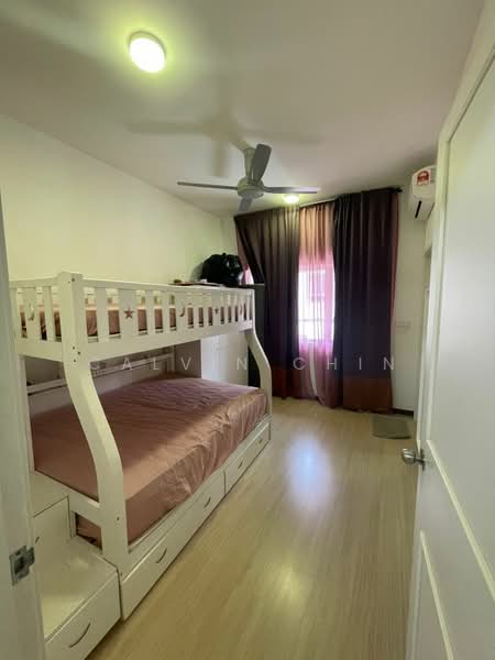 2-storey Terraced House for Sale in Bandar Gamuda Gardens (Rawang) - calvin Chin - Bedroom - PropertyGuru.com.my