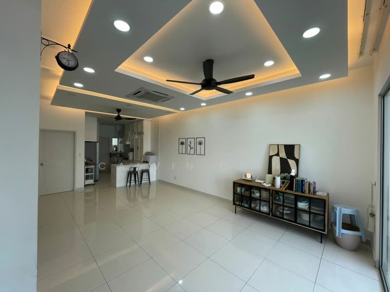 2-storey Terraced House for Sale in Bandar Gamuda Gardens (Rawang) - calvin Chin - Living Room - PropertyGuru.com.my