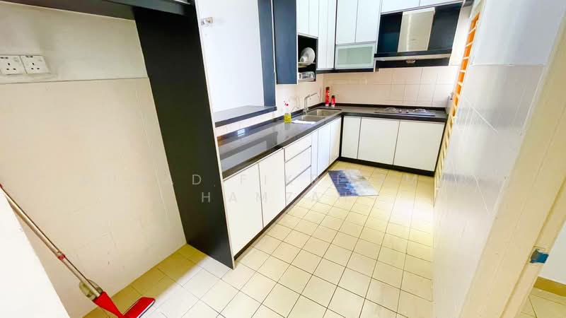 Kondominium untuk Dijual di Aman Heights Condominium - Ahmad Fikri Amer Hamzah - Kitchen - PropertyGuru.com.my