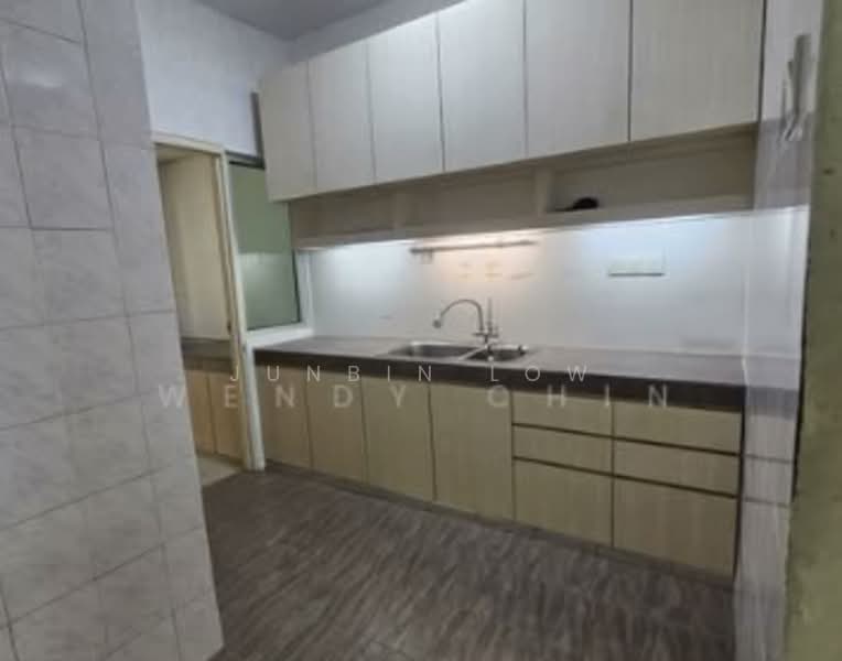 Rumah Teres 2 Tingkat untuk Dijual di TAMAN PUCHONG UTAMA (Puchong) - Junbin Low - Kitchen - PropertyGuru.com.my
