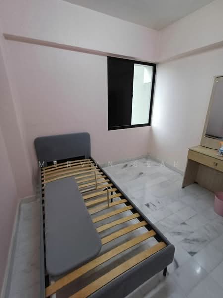 Apartment for Sale at Taman Seri Damai (B) - Mervyn Seah - Bedroom - PropertyGuru.com.my