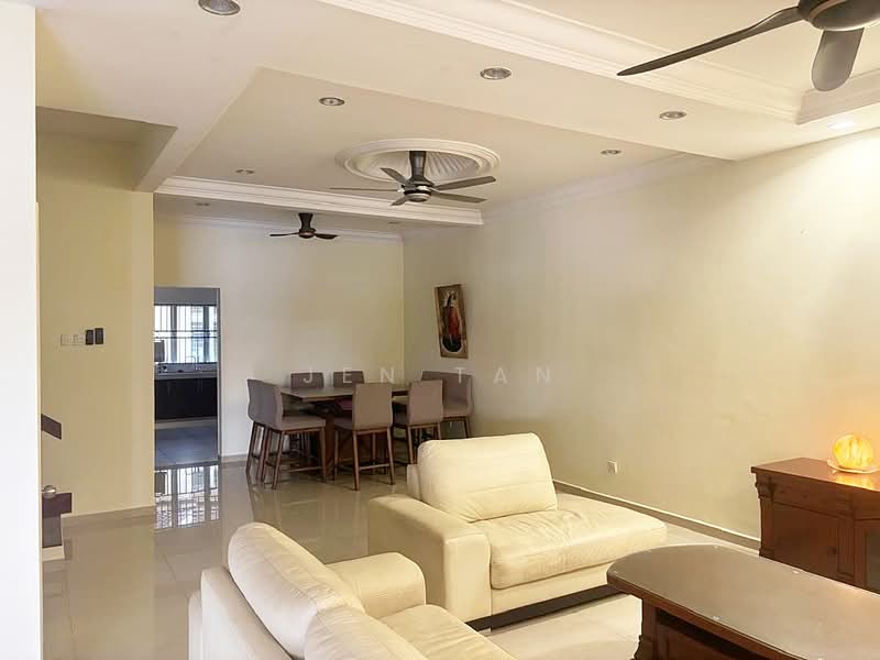 2-storey Terraced House for Rent in Kota Kemuning (Shah Alam) - Jen Tan - Living Room - PropertyGuru.com.my