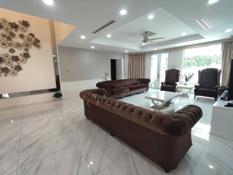 Bungalow for Sale in SS19 (Subang Jaya) - Elaine Chong (Elle) - Living Room - PropertyGuru.com.my