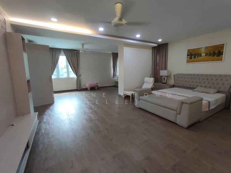 Bungalow for Sale in SS19 (Subang Jaya) - Elaine Chong (Elle) - Bedroom - PropertyGuru.com.my