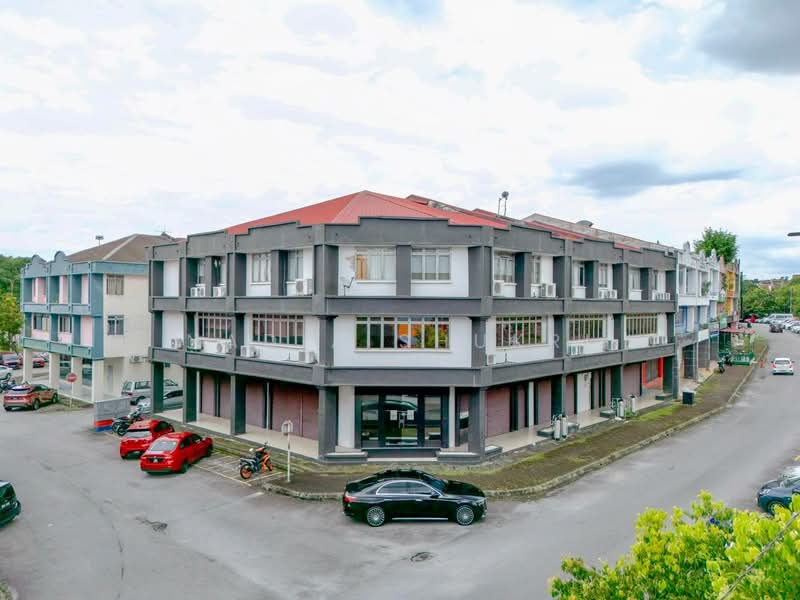 Shop / Office for Sale in Seksyen 13 (Shah Alam) - Nadia Shukri - Exterior - PropertyGuru.com.my