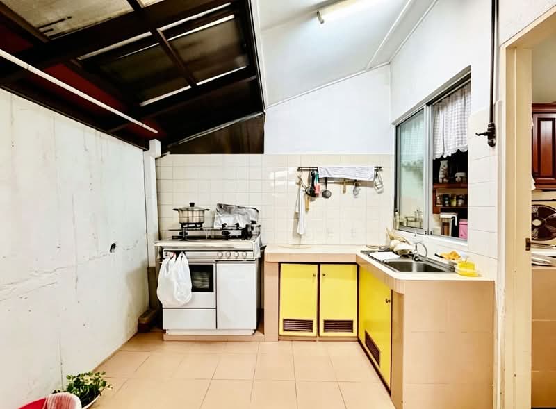 2-storey Terraced House for Sale in Taman Tun Dr Ismail (Kuala Lumpur) - Ivan Lee - Kitchen - PropertyGuru.com.my