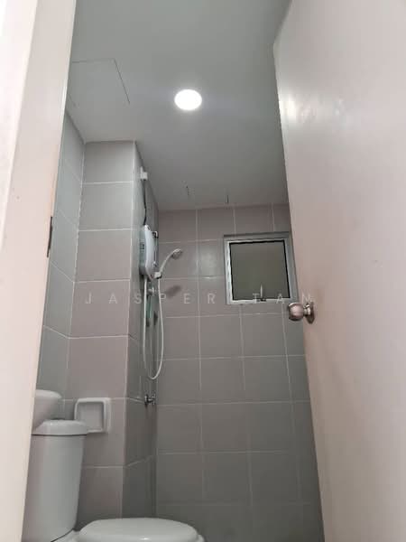Pangsapuri untuk Disewa di Karisma @ Eco Majestic - Jasper Tan - Bathroom - PropertyGuru.com.my