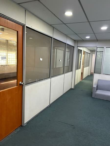 Office for Rent in Taman Shamelin (Cheras) - Chun Wei - Corridor - PropertyGuru.com.my