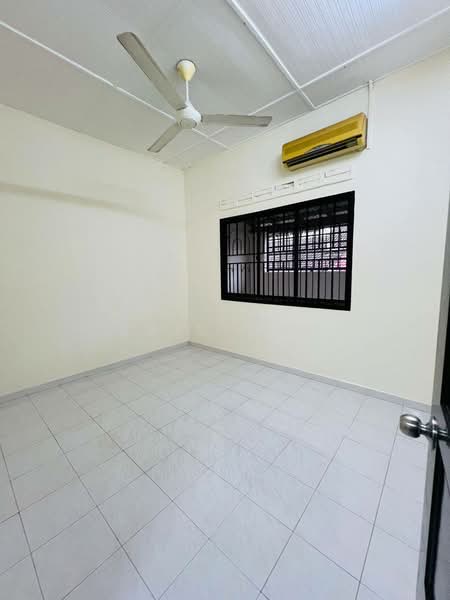 Rumah Teres 1 Tingkat untuk Disewa di Taman Johor Jaya (Johor Bahru) - Kris Ong - Interior - PropertyGuru.com.my