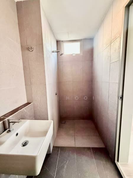 Condominium for Rent at Lakefront Residence - Kar Hooi - Bathroom - PropertyGuru.com.my