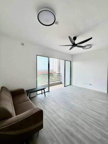 Lakefront Residence - 4