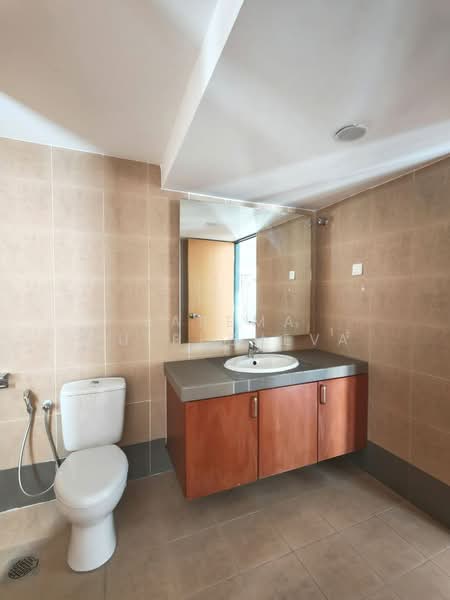 Bungalow for Rent in Bangsar (Kuala Lumpur) - Zarema Kulbuzheva - Bathroom - PropertyGuru.com.my