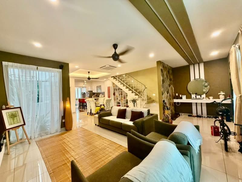 Rumah Teres 2 Tingkat untuk Dijual di Kampung Perlis (Bayan Lepas) - Veronica Boo - Living Room - PropertyGuru.com.my