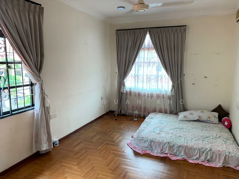 Rumah Berkembar untuk Dijual di Taman Pelangi Indah (Ulu Tiram) - Tong Guan Kho - Bedroom - PropertyGuru.com.my