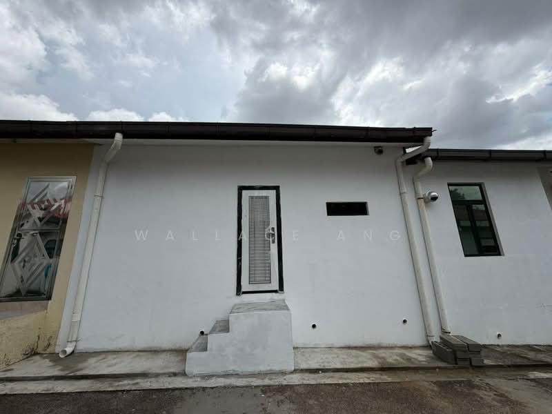Rumah Teres 1 Tingkat untuk Dijual di Taman Pelangi Indah (Ulu Tiram) - Wallace Ang - Exterior - PropertyGuru.com.my